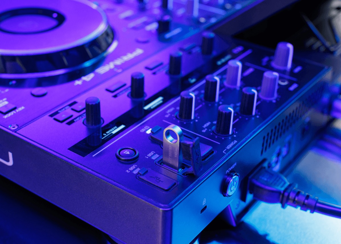 Denon dj prime 4