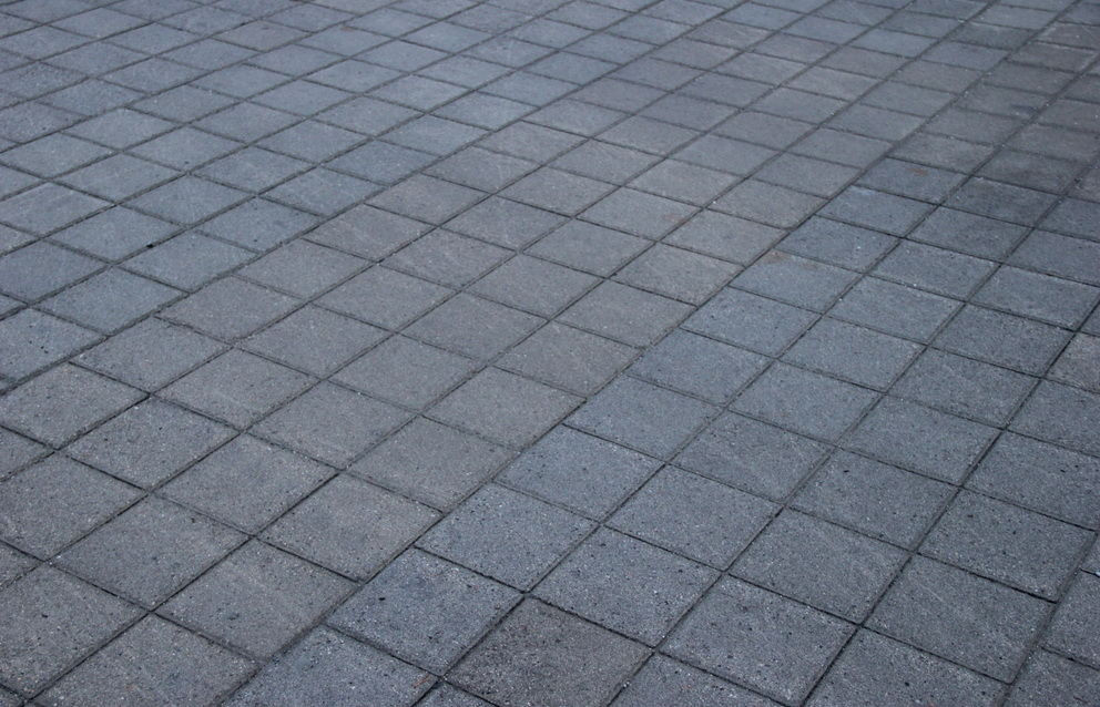 Тротуарная плитка Квадрат 200х200х80 1К.8 серая, цена в Екатеринбурге от  компании Авант