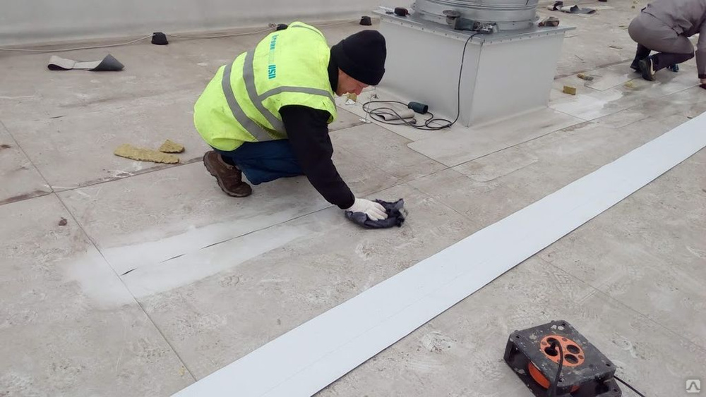 Работы по ремонту кровли. Устранение протечки. в Могилеве по договорной ...