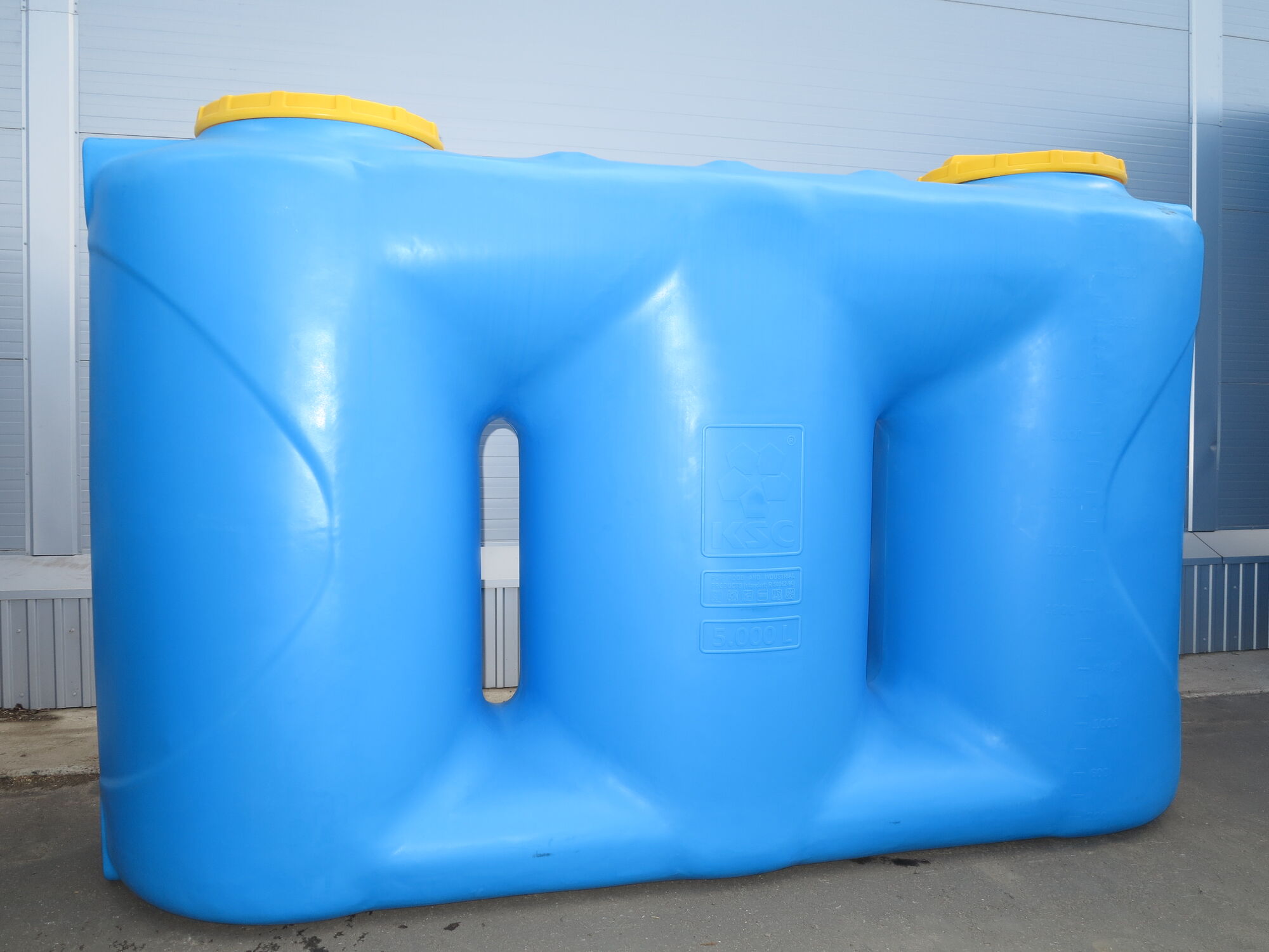 Накопительная пластиковая емкость для воды 5000 литров прямоугольная для хранения