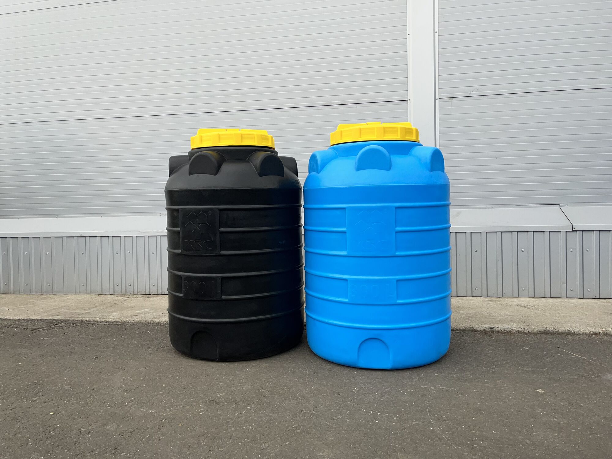 Изготовление бочки пластиковой 300 литров для хранения воды и топлива