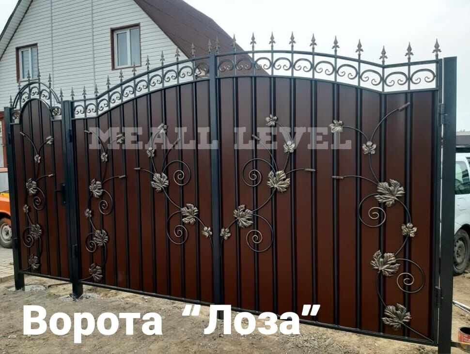 Ворота металлические кованые "Царские Лоза" 4080х2350 мм