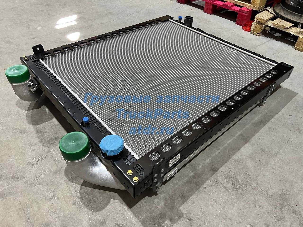 Радиатор интеркулера Sitrak C7H MAX в сборе AZ962553000025