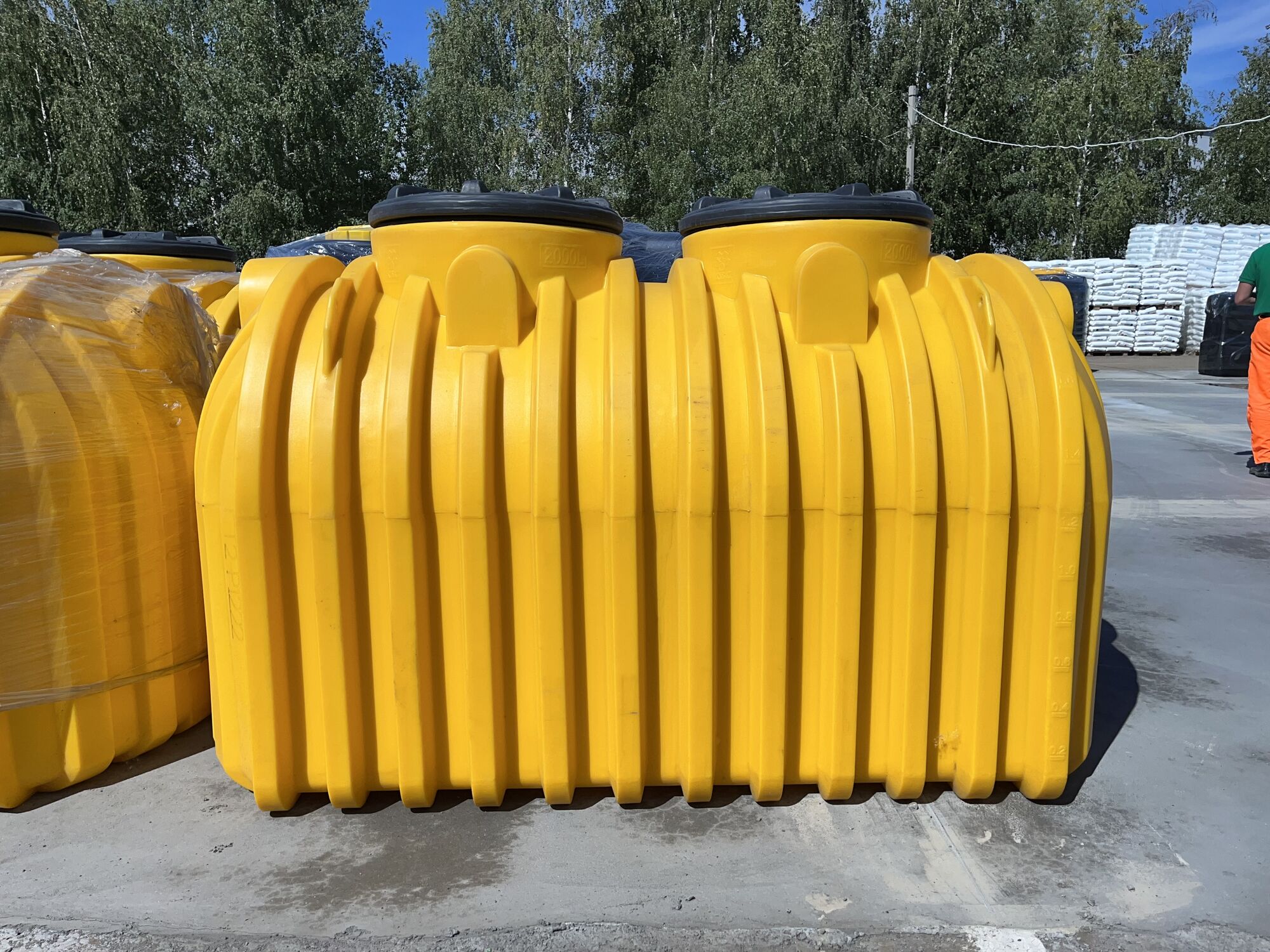 Накопительная емкость для септика 2000 литров пластиковая усиленный корпус для канализации, для сбора бытовых стоков